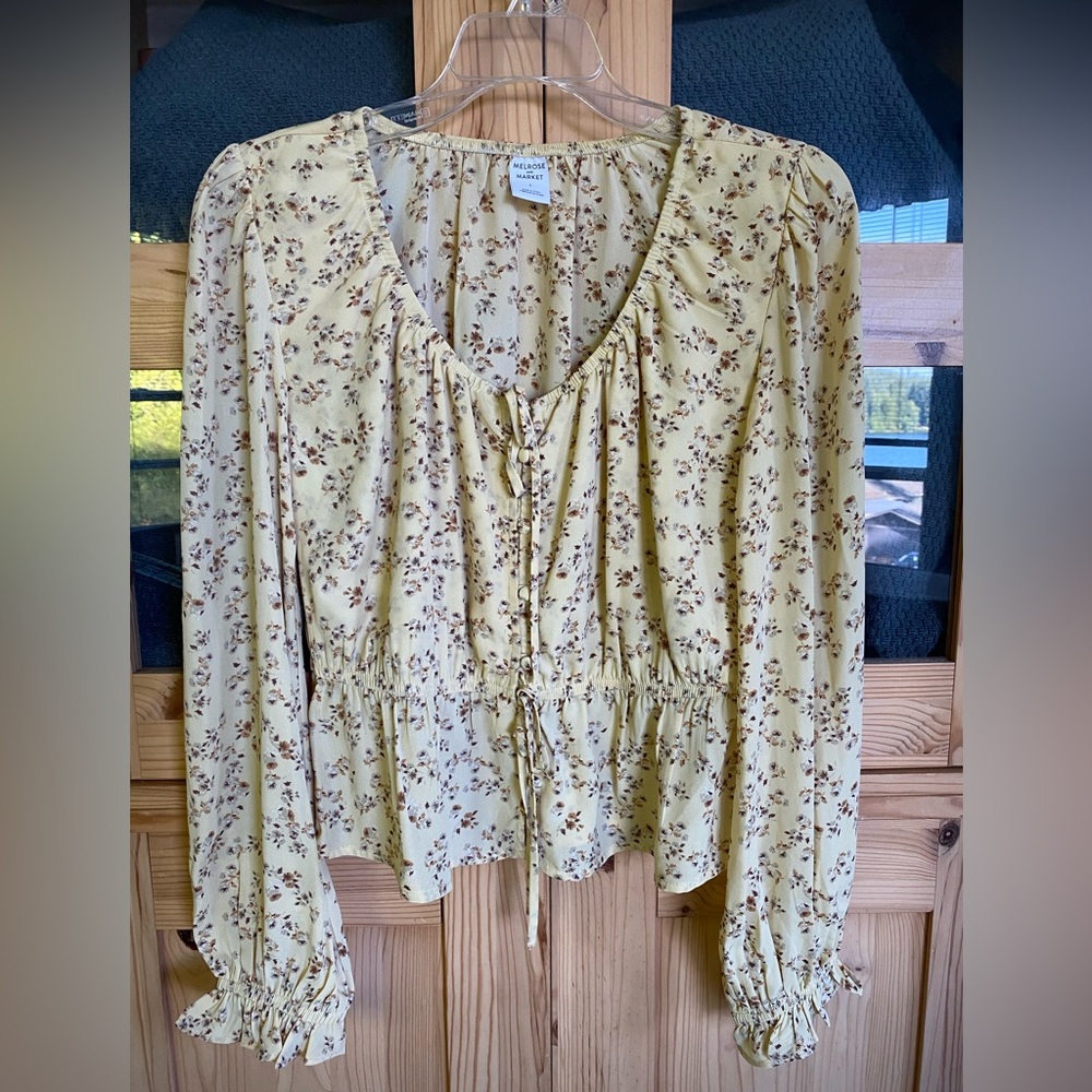 Melrose and Market Floral Print Blouse in Soft Yellow
